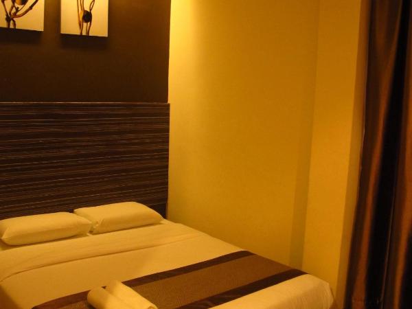 Hotel Austin Paradise : photo 1 de la chambre chambre supérieure lit queen-size