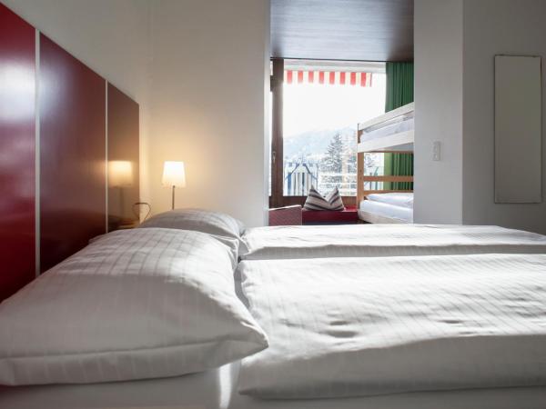 Hotel Montana by Mountain Hotels : photo 2 de la chambre chambre quadruple avec douche