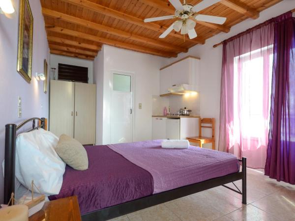 Panormos Hotel and Studios : photo 8 de la chambre studio (3 adultes)