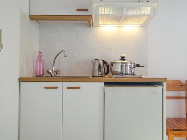 Panormos Hotel and Studios : photo 9 de la chambre studio (3 adultes)