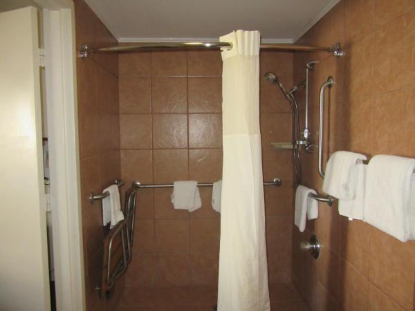 Quality Inn Fort Jackson : photo 9 de la chambre chambre double avec 2 lits doubles - fumeurs