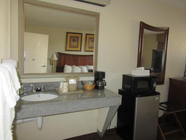 Quality Inn Fort Jackson : photo 8 de la chambre chambre double avec 2 lits doubles - fumeurs