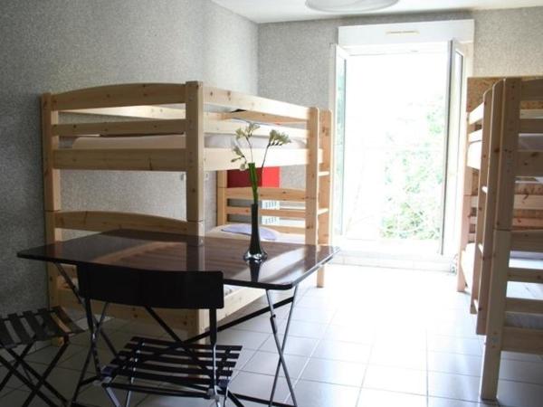 La Petite Auberge de Saint-Sernin : photo 3 de la chambre lit dans dortoir mixte de 4 lits