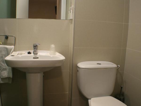 Hotel Picos De Europa : photo 3 de la chambre chambre simple