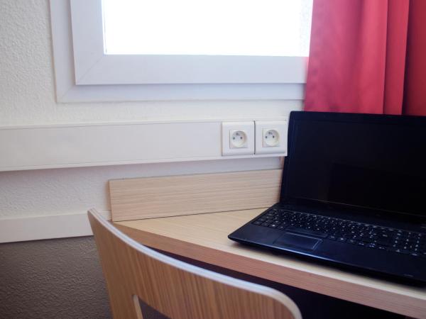 HECO Calais Centre-Gare : photo 7 de la chambre chambre triple