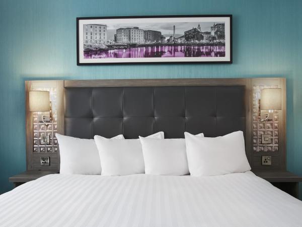 Leonardo Hotel Liverpool : photo 4 de la chambre chambre triple