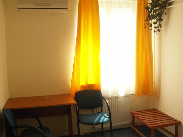 Carmen Pension : photo 7 de la chambre chambre double ou lits jumeaux