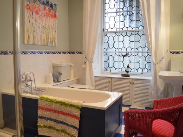 22 Chester Street : photo 3 de la chambre chambre lits jumeaux avec salle de bains privative