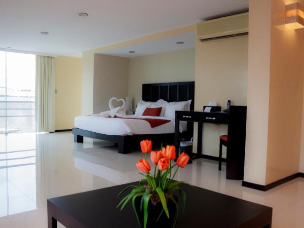 Hotel El Español Paseo de Montejo : photo 3 de la chambre suite lit king-size