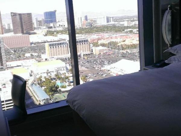 Suites at Elara Las Vegas Strip-No Resort Fees : photo 4 de la chambre suite 1 chambre avec cuisine