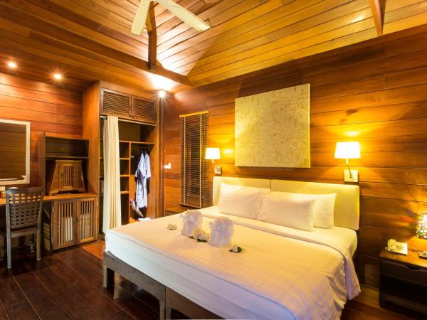 GajaPuri Resort Koh Chang : photo 2 de la chambre hébergement côté plage