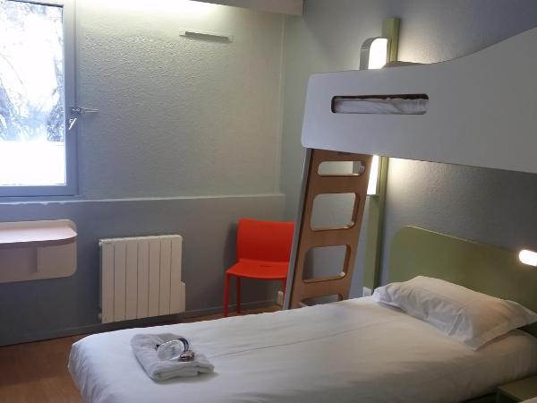 Hotel Inn Design Moutiers : photo 2 de la chambre chambre triple – vue sur montagne