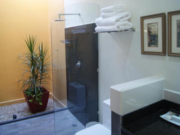 Ochenta Y Dos Bed & Breakfast & Spa : photo 1 de la chambre chambre lit king-size deluxe