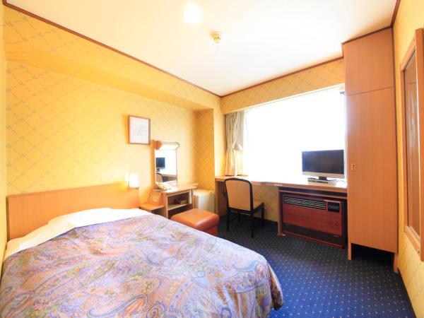 Niigata Station Hotel : photo 2 de la chambre chambre double avec petit lit double - fumeurs