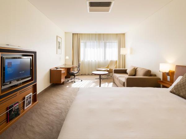Novotel Canberra : photo 3 de la chambre chambre standard lit queen-size