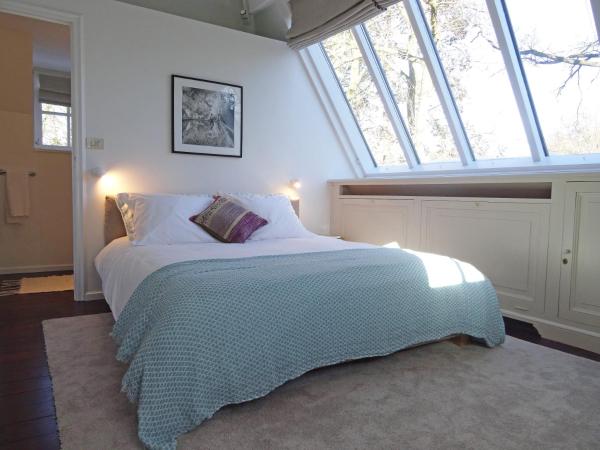 Guest house La Maison Chantecler : photo 4 de la chambre chambre double deluxe