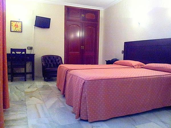 Hotel Averroes : photo 6 de la chambre chambre double ou lits jumeaux