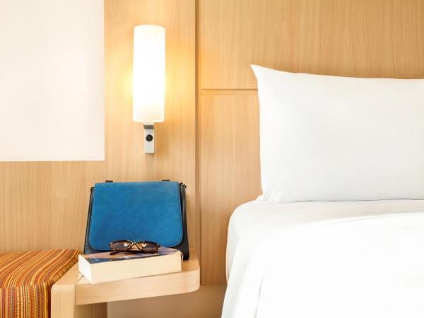 ibis Sisteron : photo 7 de la chambre chambre double standard