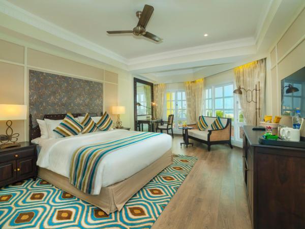 Fragrant Nature Kochi - A Five star Classified Hotel : photo 1 de la chambre duke's chamber double room with 10% discount on spa