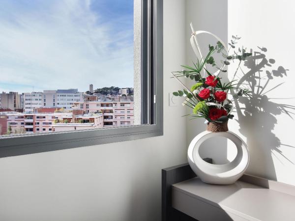 Odalys City Marseille Prado Castellane : photo 3 de la chambre studio standard (2 adultes)