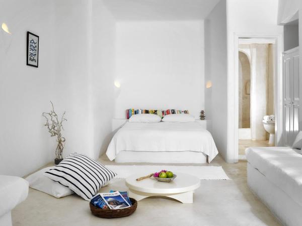 Finikia Memories Hotel : photo 2 de la chambre chambre double supérieure - vue partielle sur mer