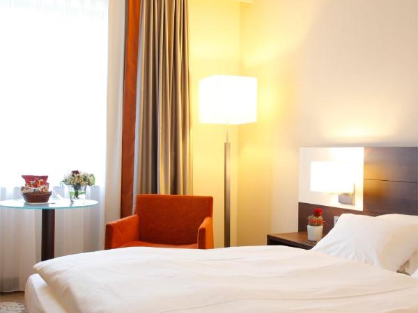 Parkhotel Wittekindshof : photo 4 de la chambre superior zimmer mit französischem bett