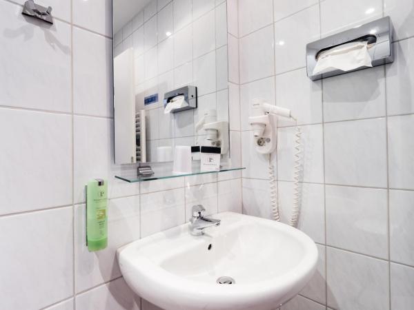 Hotel Deutsches Haus : photo 3 de la chambre chambre simple standard