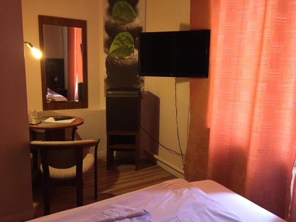 Pension Classic : photo 2 de la chambre chambre simple