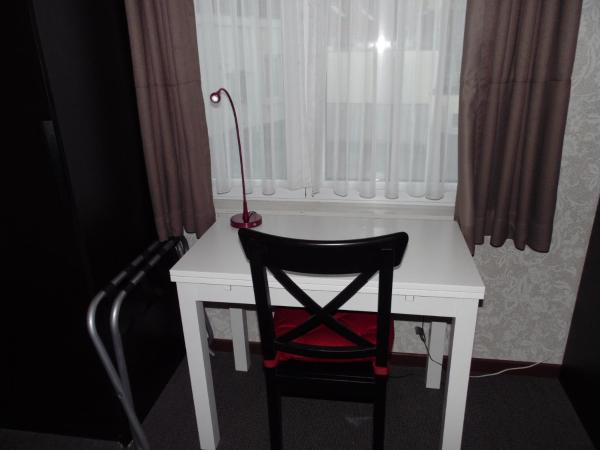 Hotel Cathedral : photo 4 de la chambre chambre double avec salle de bains privative séparée