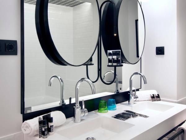 One Shot Palacio Reina Victoria 04 : photo 9 de la chambre premium 