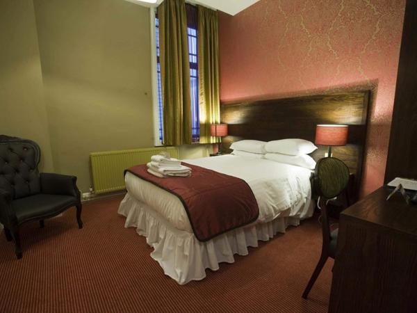 The Briar Rose Wetherspoon : photo 2 de la chambre chambre double