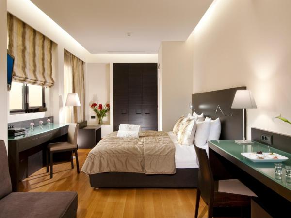 O&B Athens Boutique Hotel : photo 2 de la chambre chambre familiale