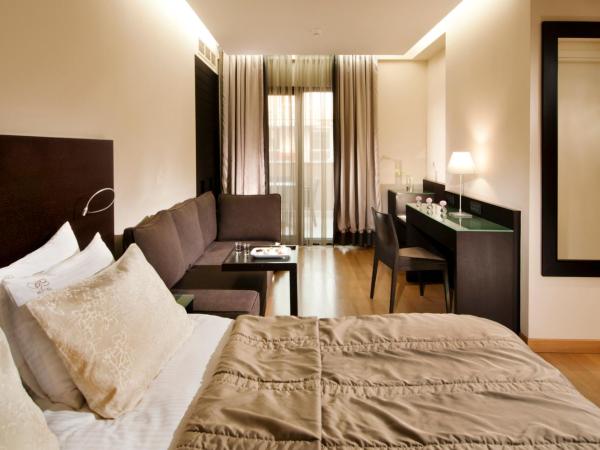 O&B Athens Boutique Hotel : photo 4 de la chambre suite junior avec terrasse privée