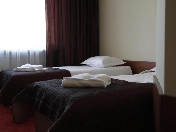 HotelsLublin : photo 4 de la chambre chambre triple