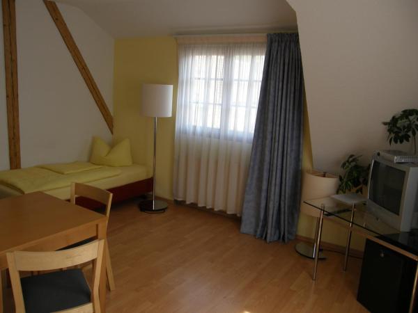 Hotel Pension zu Dresden Altpieschen : photo 1 de la chambre chambre simple