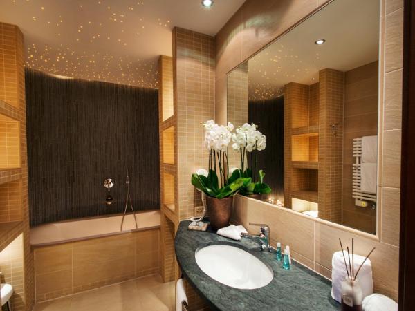 International au Lac Historic Lakeside Hotel : photo 3 de la chambre suite junior familiale