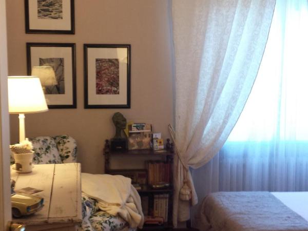 Teapot House : photo 4 de la chambre chambre double ou lits jumeaux avec salle de bains privative externe