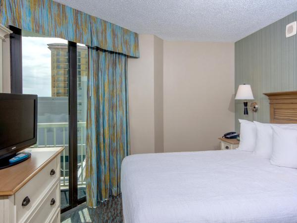 The Strand - A Boutique Resort : photo 4 de la chambre oceanfront two bedroom queen condo