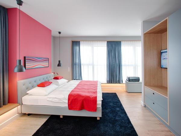 MLOFT Apartments München : photo 6 de la chambre three-bedroom apartment with kitchenette (6 adults)