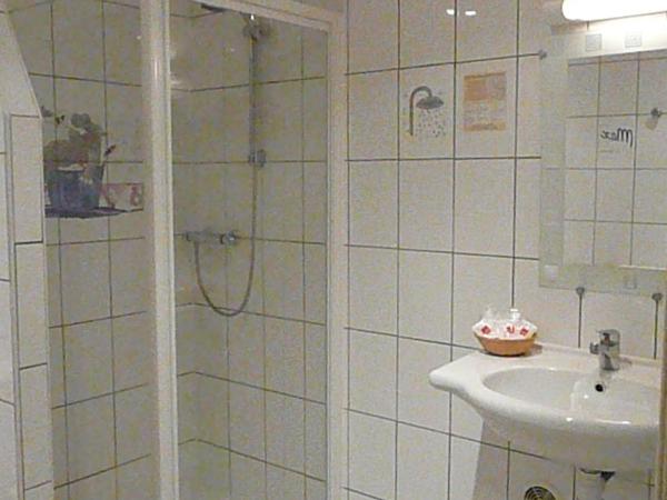 Hotel De La Bastide : photo 2 de la chambre chambre quadruple