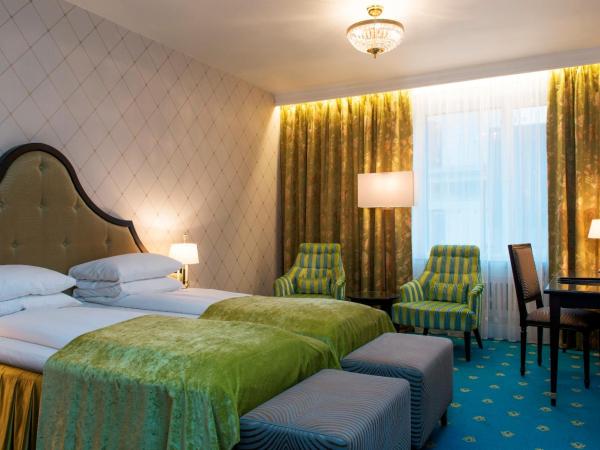 Hotel Bristol : photo 3 de la chambre chambre lits jumeaux standard