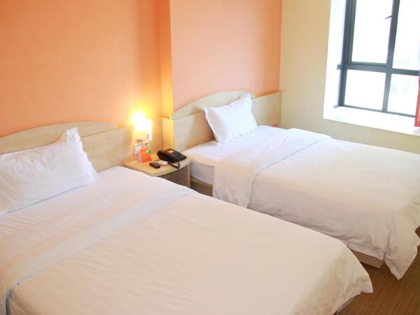 7Days Premium Guangzhou Kecun Subway Station : photo 1 de la chambre chambre lits jumeaux standard