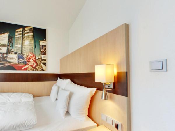 Hotel am Rothenbaum : photo 1 de la chambre petite chambre double