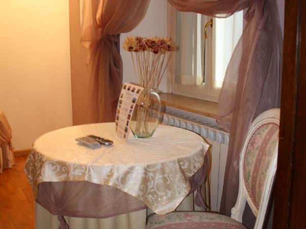 City's House Guest House : photo 7 de la chambre chambre quintuple avec salle de bains commune (5 adultes)