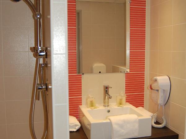 Hôtel Cositel, Coutances : photo 4 de la chambre chambre lits jumeaux confort