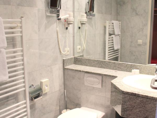 Hotel Erzgiesserei Europe : photo 7 de la chambre chambre double standard