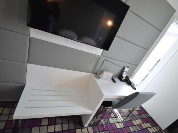 Kyriad Prestige Dijon Centre : photo 7 de la chambre chambre double standard