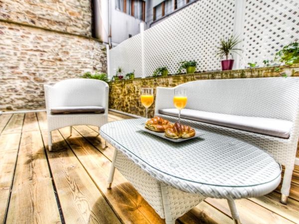 Hotel Montenegro Compostela : photo 6 de la chambre suite supérieure