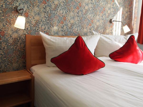 GastHaus Hotel Bremen : photo 9 de la chambre chambre double