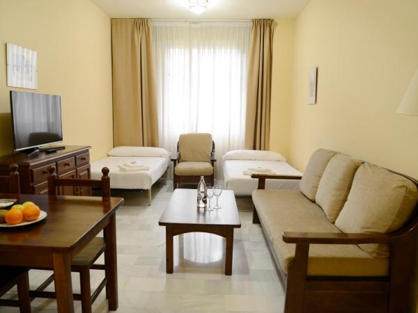 Hotel San Pablo Sevilla : photo 5 de la chambre chambre triple